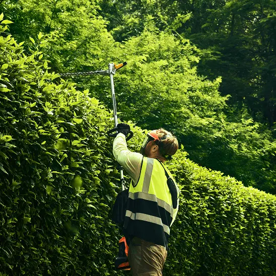 Pole Hedger On-Board Connect